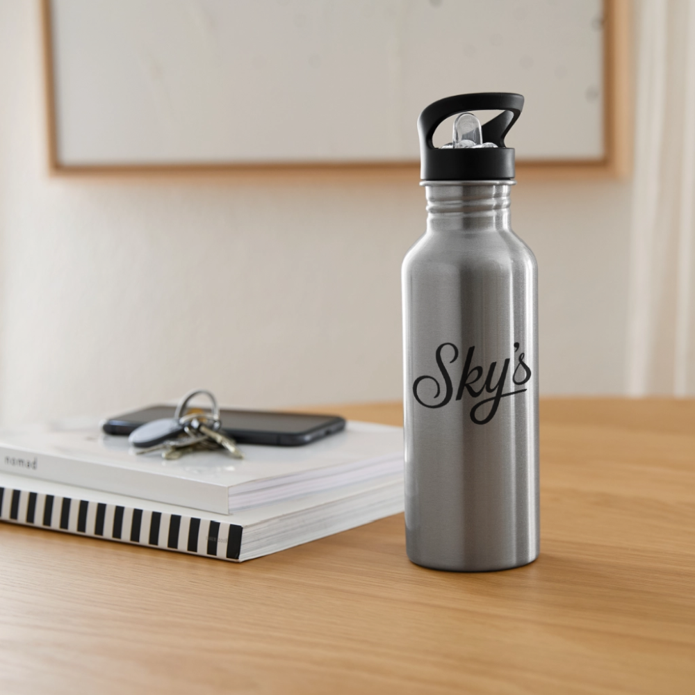 Gourde aluminium Sky's goumi 600 ml avec mousqueton et bouchon pipette pratique pour activités de plein air.